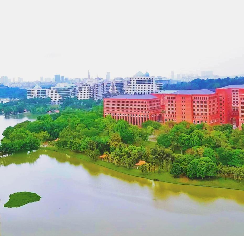 Pangsapuri King Sebelah Alamanda Putrajaya